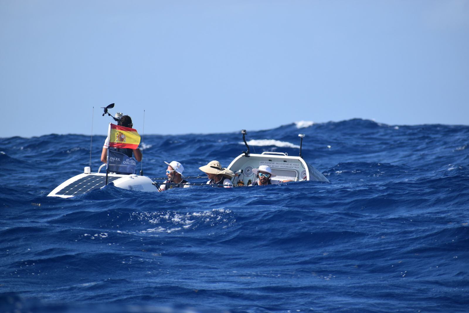 Remando en el Océano Atlántico