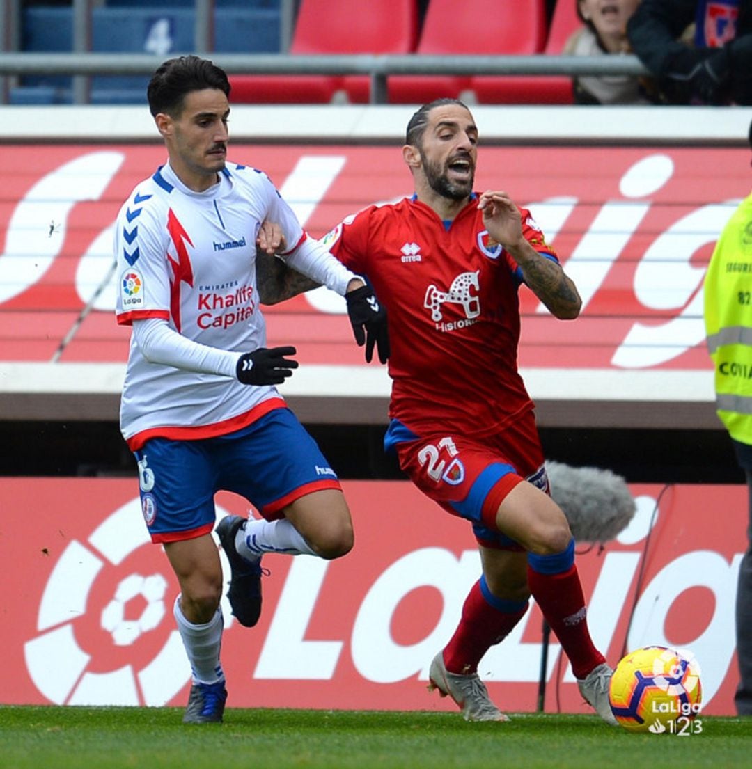 Marc Mateu, durante el partido ante el Rayo Majdahonda en Los Pajaritos.