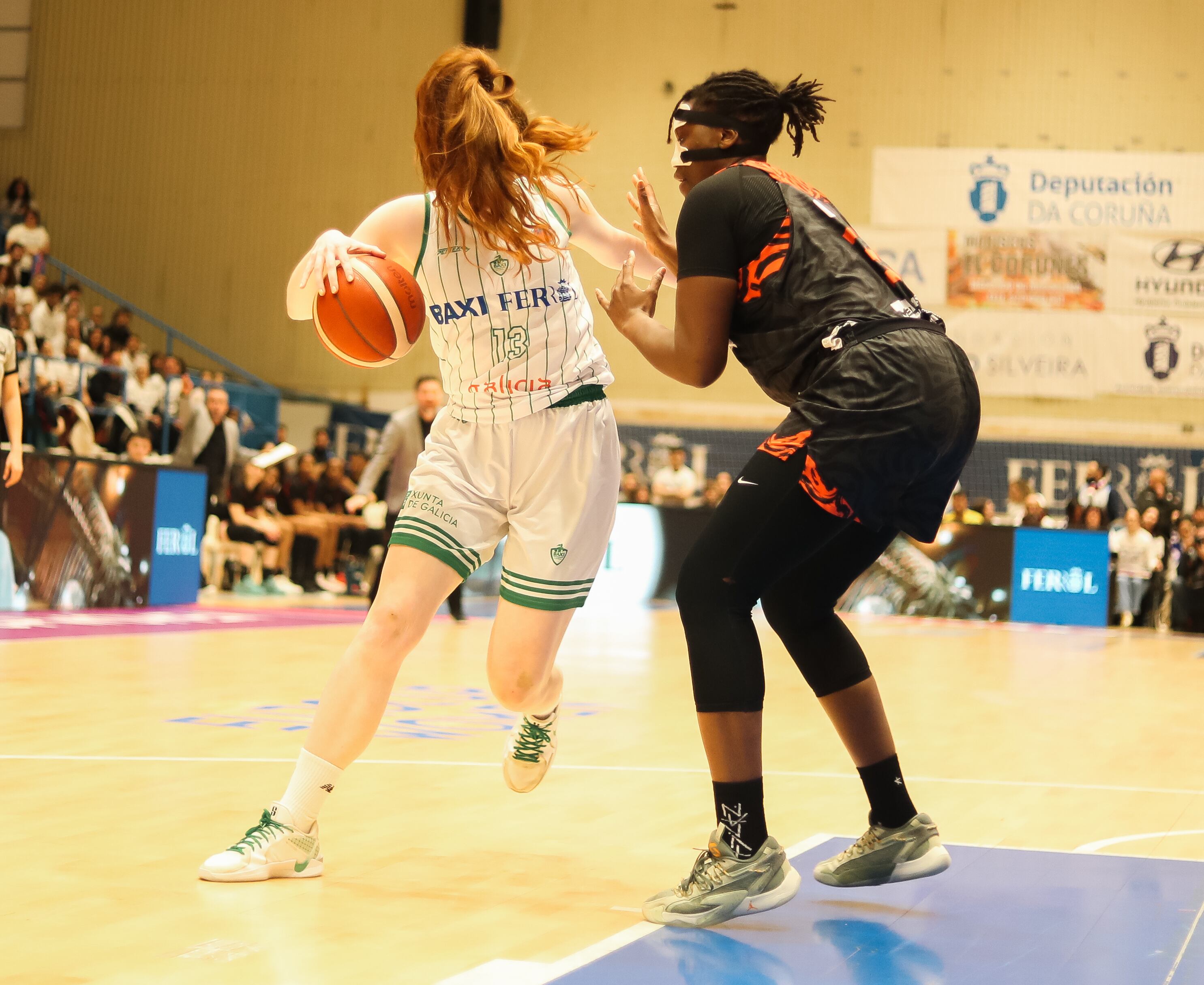 Imagen del Baxi-Villeneuve d´Ascq de la ida de la final de Eurocup en A Malata (foto: Mariño / Cadena SER)