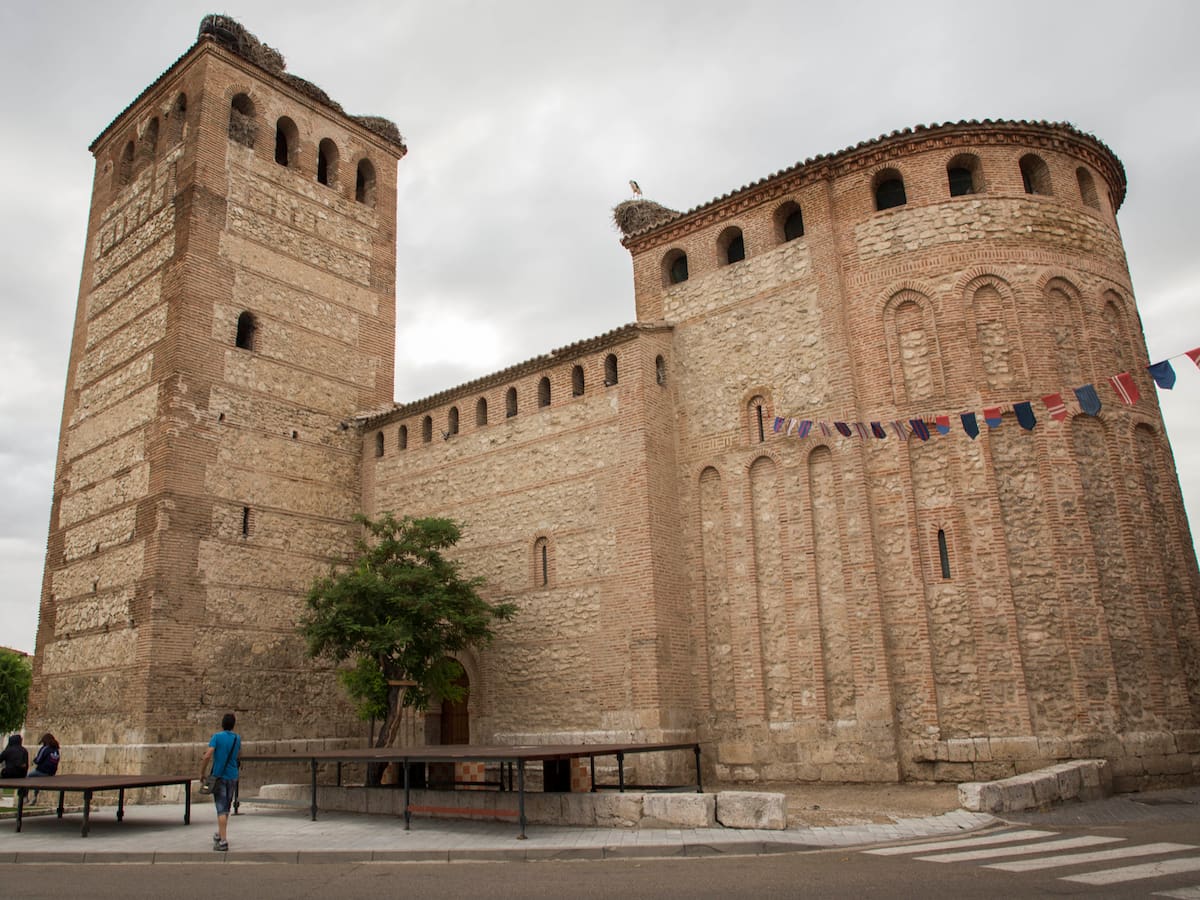 Carlos V regresa este sábado a Mojados