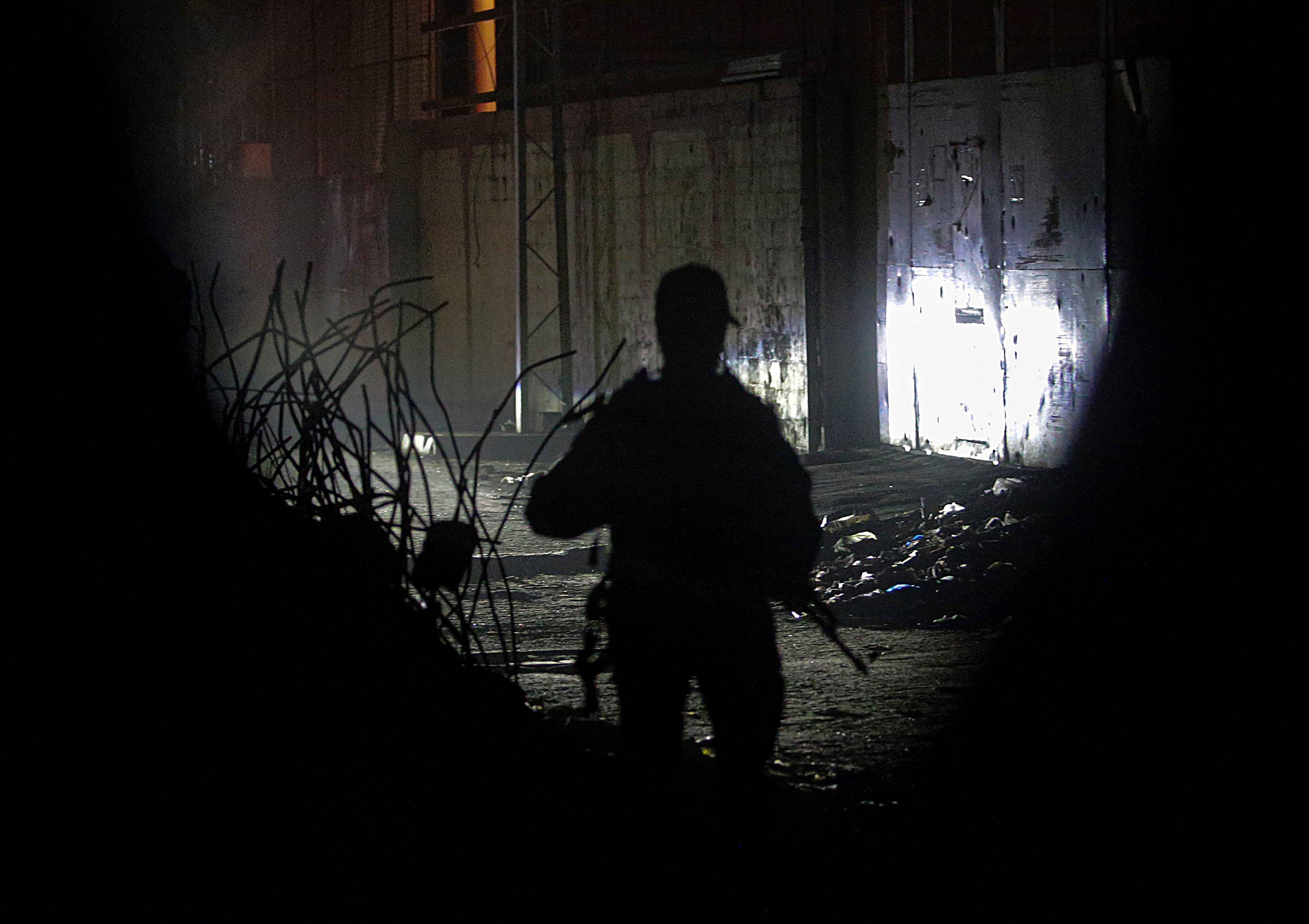 Palestinos armados cerca de la Franja de Gaza en una imagen de esta semana