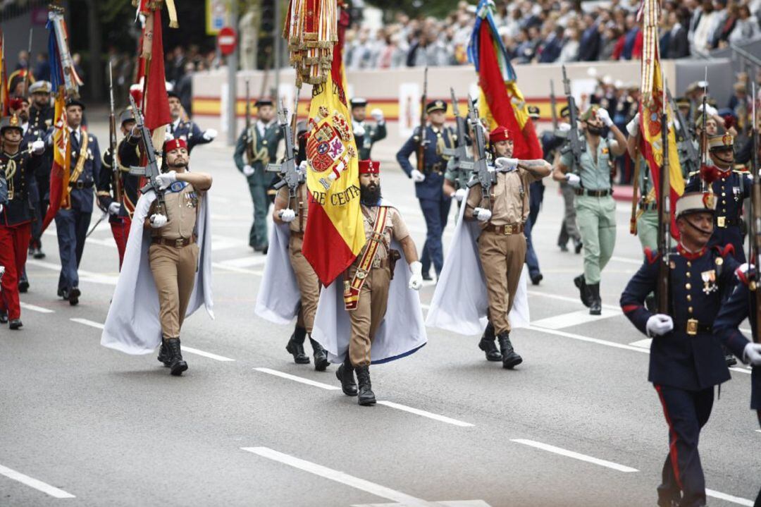 Grupo de regulares de Ceuta en el desfile del 12 de Octubre en Madrid, Día de la Hispanidad.