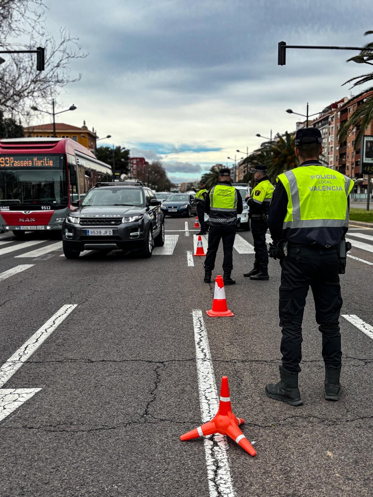 Foto de archivo de un control de la policía local de valència