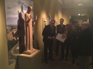 En la exposición no falta el Cristo del Otero