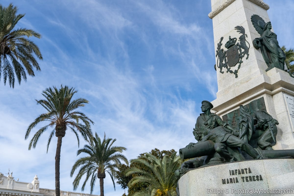 Monumento a los Héroes de Cavite y Santiago de Cuba