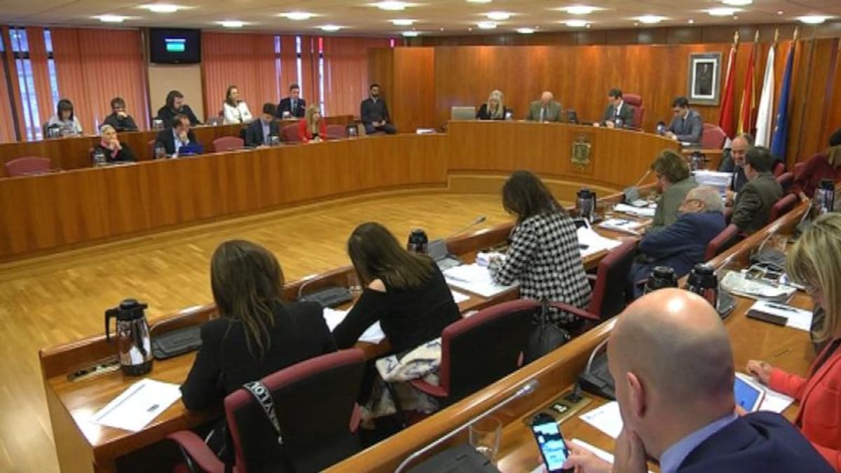 El pleno aprueba crear una "Distinción Honorífica Cidade de Vigo"