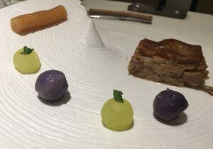 Uno de los platos de carne, en esta ocasión, cochinillo