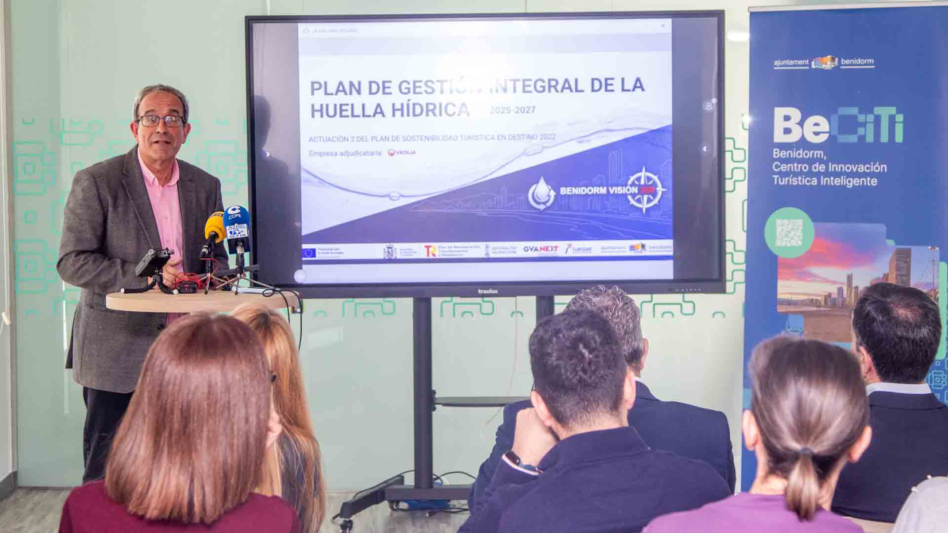 Vicente Mayor, Ingeniero Jefe del Ayuntamiento de Benidorm