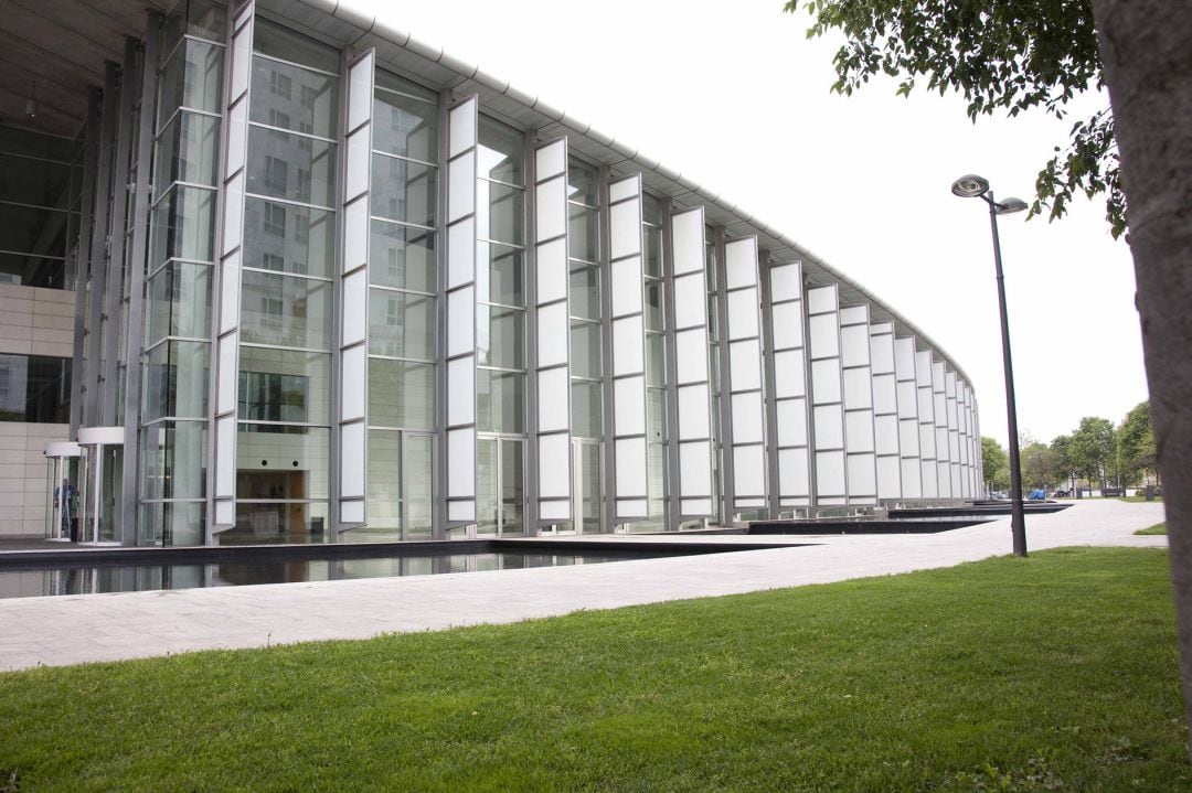 Fachada del Palacio de Congresos de València