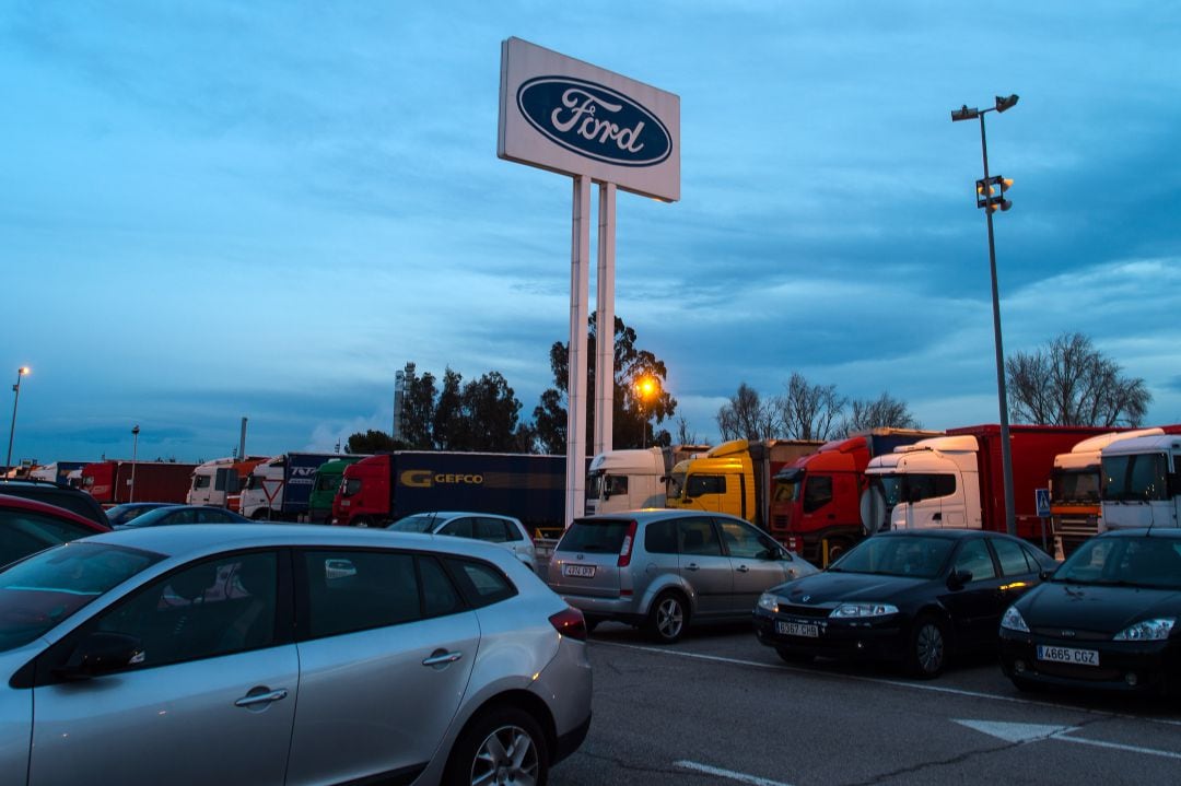 Exterior de la factoría de Ford en Almussafes. 