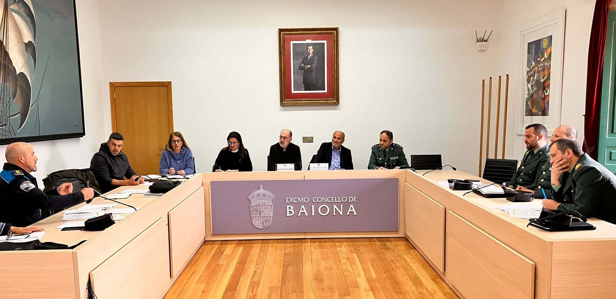 Reunión del concello de Baiona con la subdelegación del Gobierno en Pontevedra para coordinar el dispositivo de seguridad en la Festa da Arribada