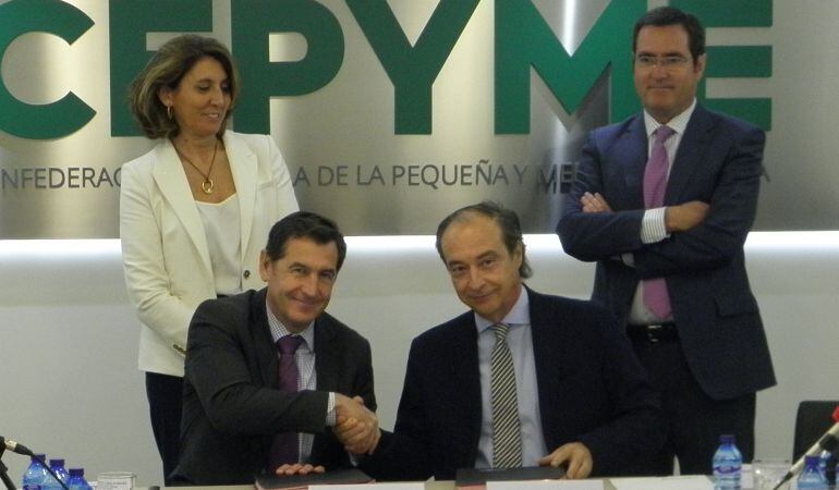 Firma del Plan de Apoyo a la Transmisión de Empresas