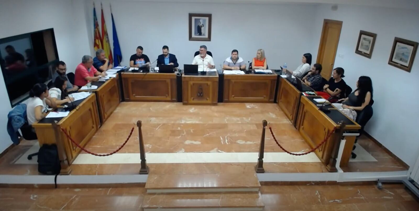 Los ediles de la Corporación Municipal de Muro en la sesión plenaria celebrada en el Ayuntamiento.