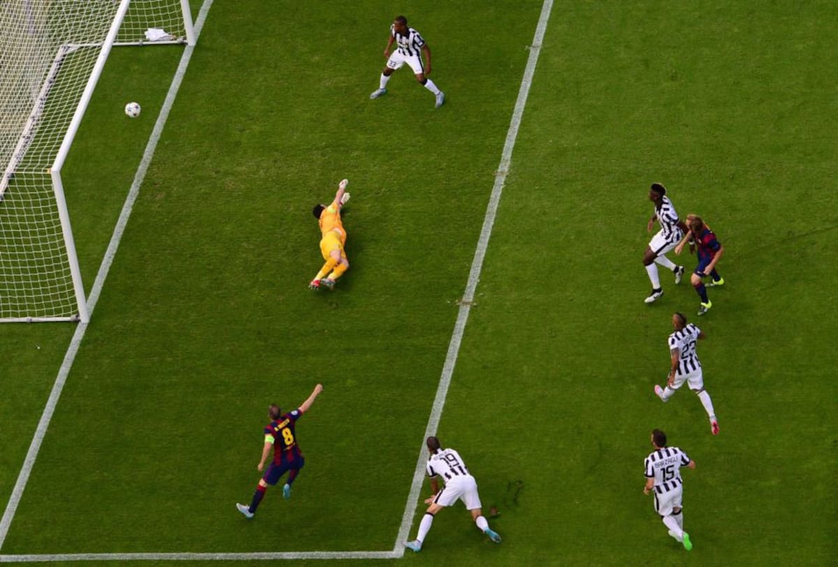 El croata anota el primer gol del partido en el minuto 3 tras una maravillosa jugada del equipo