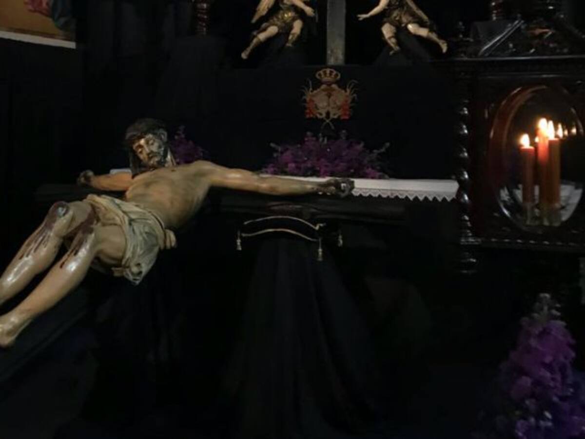 El Cristo de Los Negritos va a la Casa de Pilatos y la Esperanza de Triana, a Santa Ana