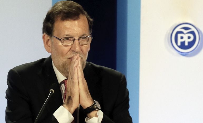 El presidente del Gobierno en funciones, Mariano Rajoy, durante la clausura de una conferencia con los portavoces parlamentarios de su partido 