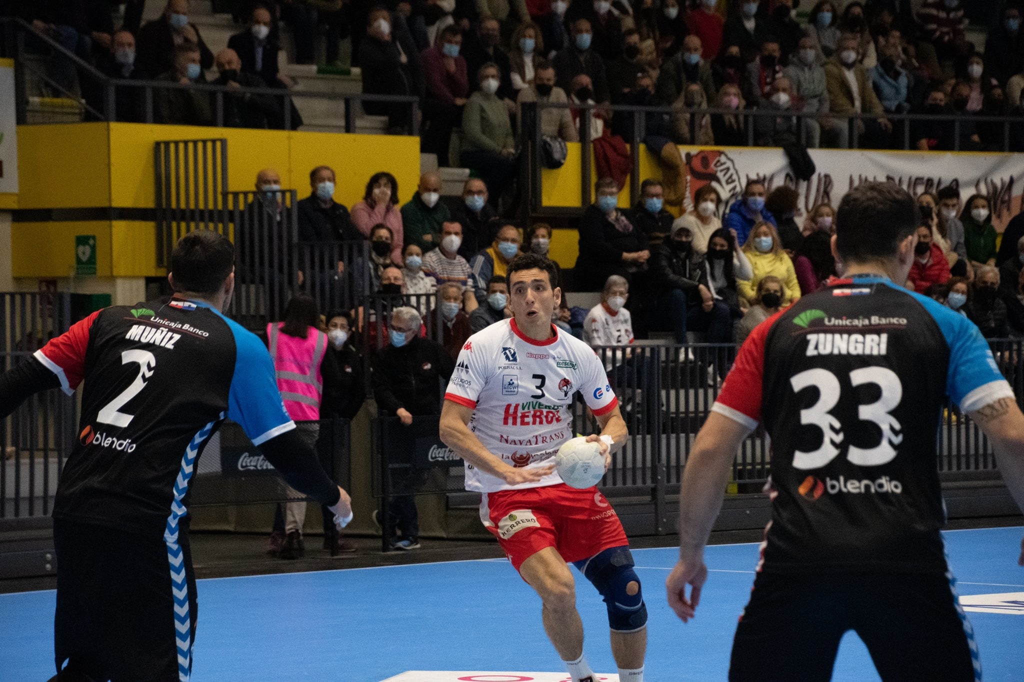 Balonmano Nava se la juega en la última jornada