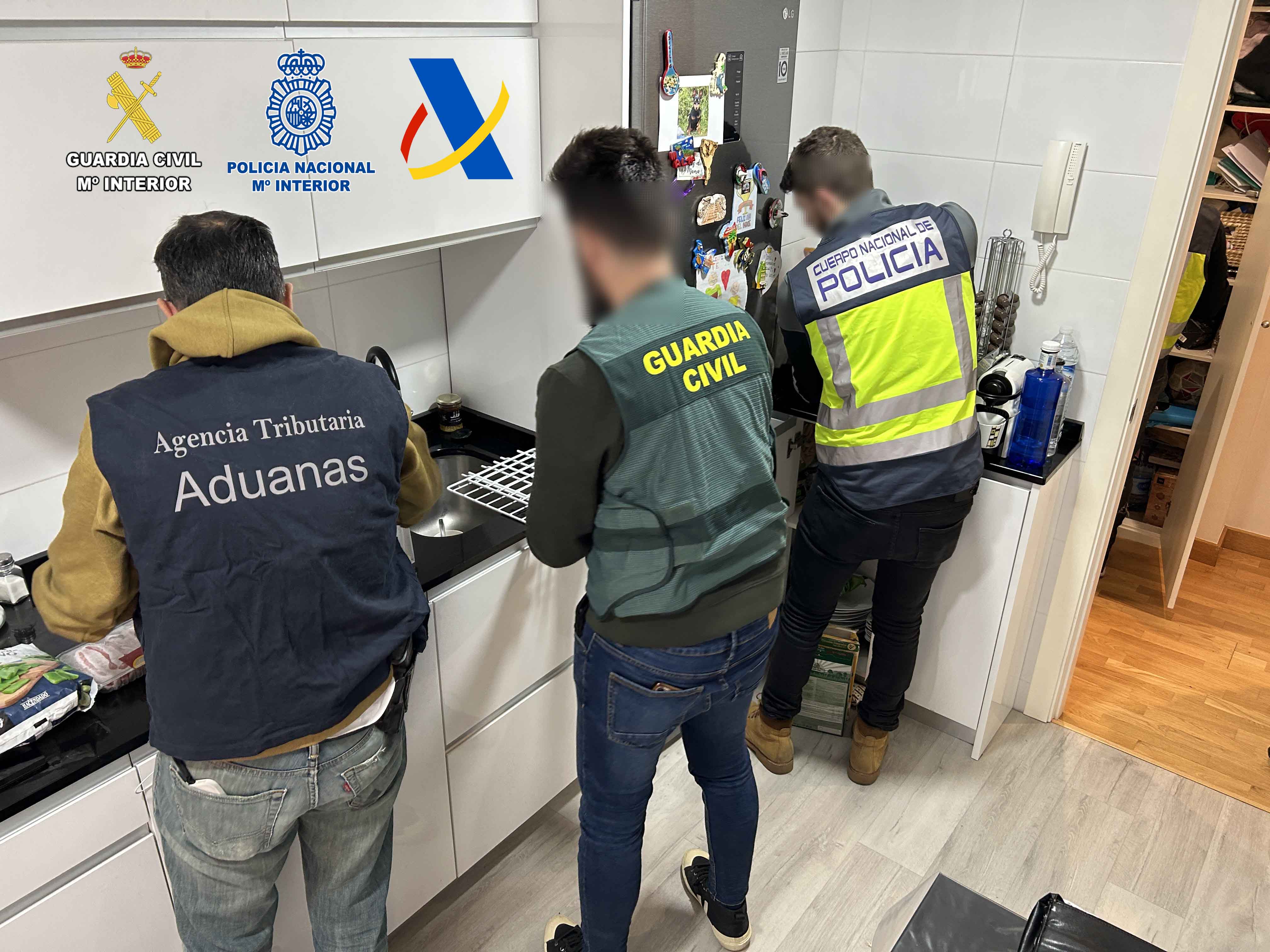 Desmantelados en La Rioja y Madrid dos laboratorios clandestinos para producir speed y obtener cocaína