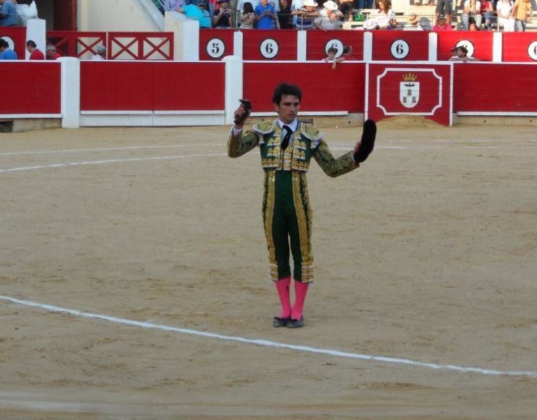 El matador albaceteño en la plaza de toros de Albacete