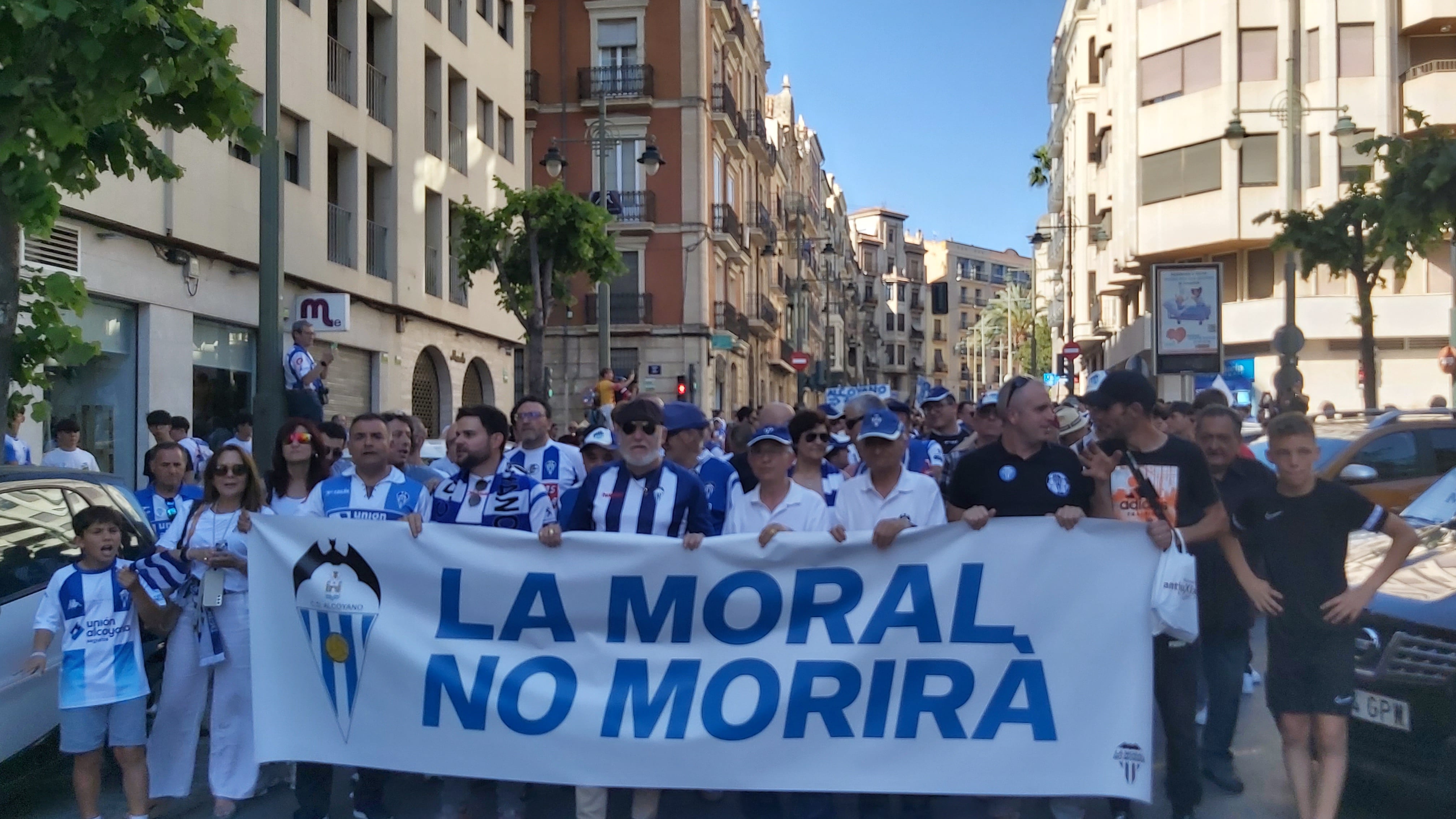 La Plataforma &quot;La Moral no morirá&quot; indignada por la decisión del club