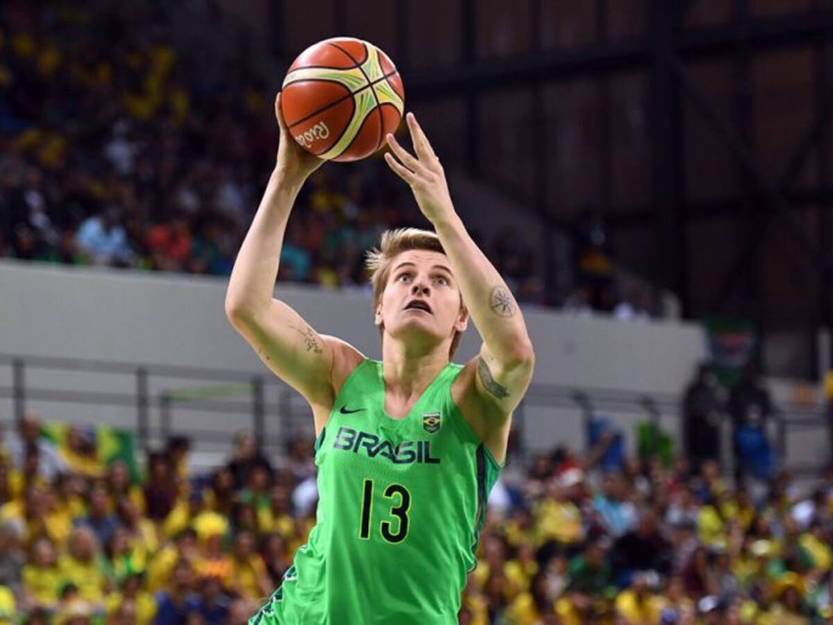 Nadia Colhado refuerza el juego interior del IDK Gipuzcoa