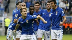 Susaeta celebra un gol con sus compañeros