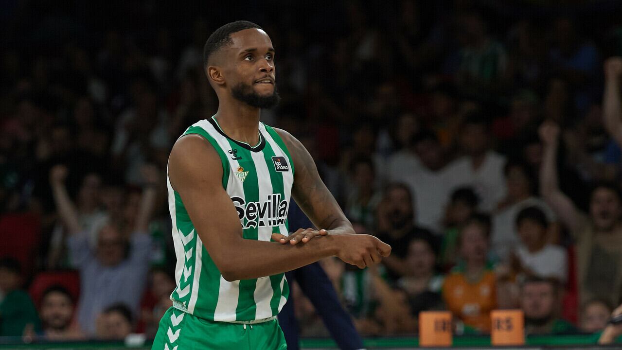 L'escorta dominicà Jean Montero en un partit amb el Betis. El jove és el nou reforç del MoraBanc Andorra per a la resta de la temporada.