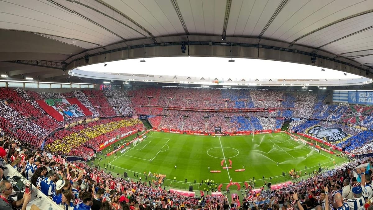 Así sonó en 'Carrusel Deportivo' el himno de España antes de la final de Copa del Rey entre Atlético de Madrid y Real Sociedad