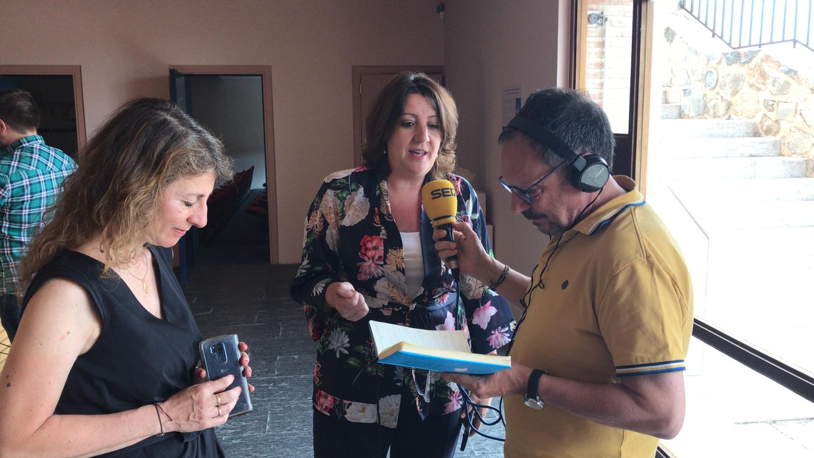 Géraldine Gonard, directora de Conecta y Patricia Franco, consejera de economía en Castilla-La Mancha, participado en SER Toledo