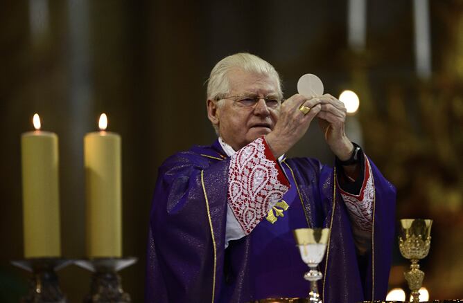 El cardenal Angelo Scola, durante una misaen Roma