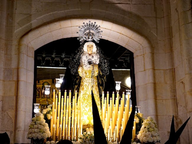 Imagen anterior de un acto del Santo Entierro