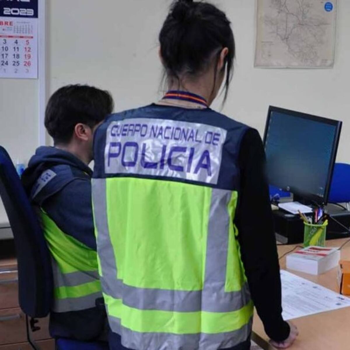 Policía Nacional en Palencia llama a extremar la prudencia en las compras por internet este verano