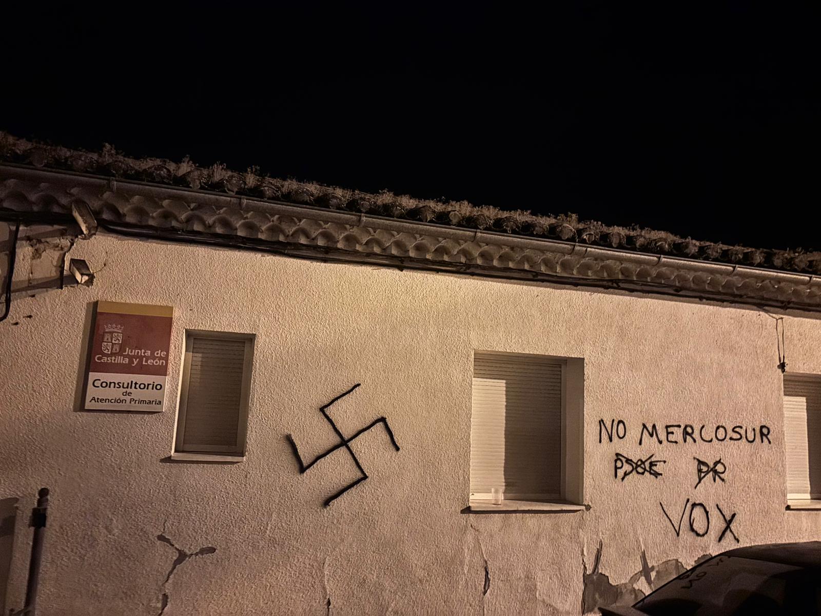 Así amanecía el centro médico de Castrillo de San Juan