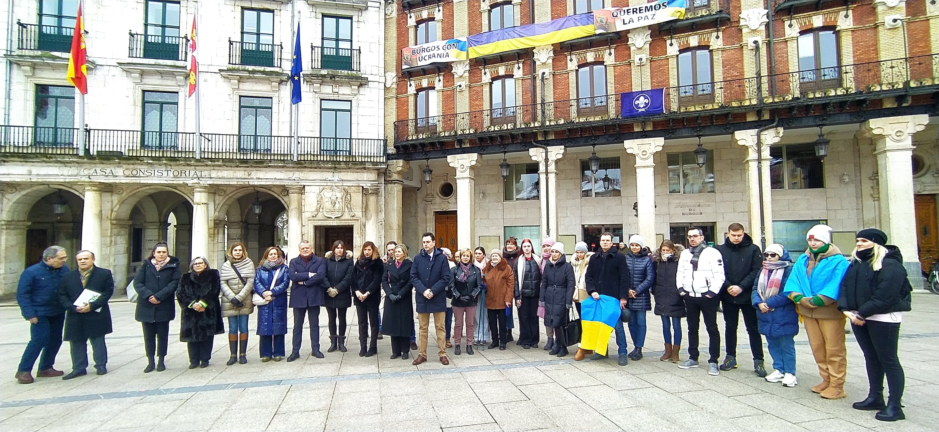 Concentración en la Plaza Mayor de Burgos en apoyo al pueblo ucraniano en el primer aniversario de la invasión rusa