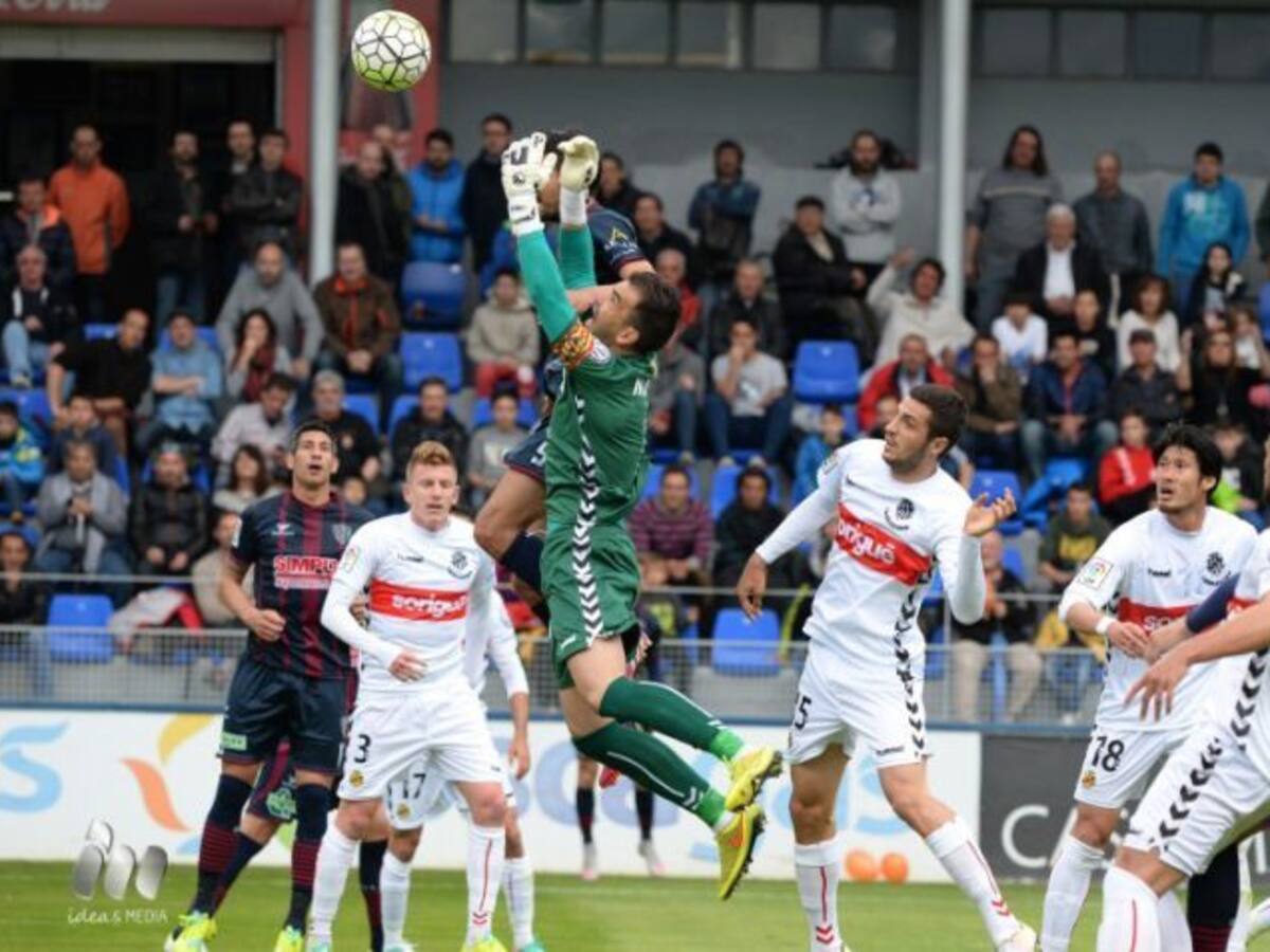 El Huesca acaba amb la ratxa del Nàstic