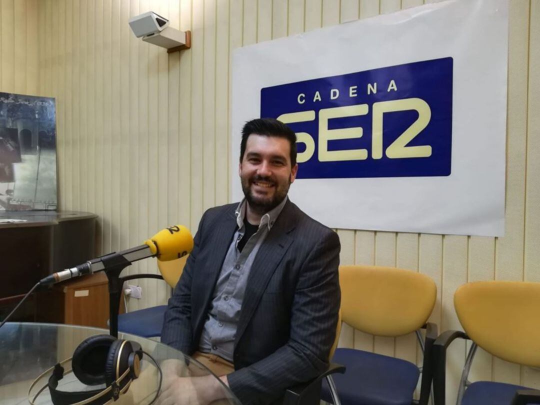 Alejandro García, de Juguetería Ares, en Radio Jerez