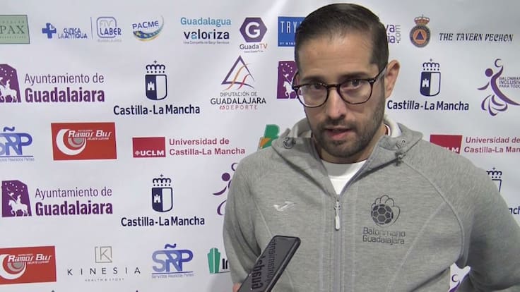 El entrenador de Balonmano Guadalajara, Jose Carlos Requena, repasa en la SER la perspectiva del encuentro del sábado ante el Tubos Aranda en el Príncipe de Asturias