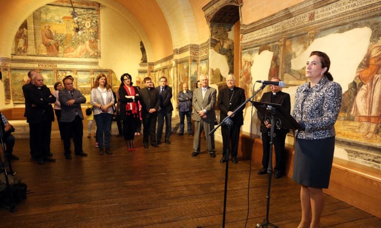 La consejera de Cultura inauguraba la remodelada Cámara de Doña Sancha