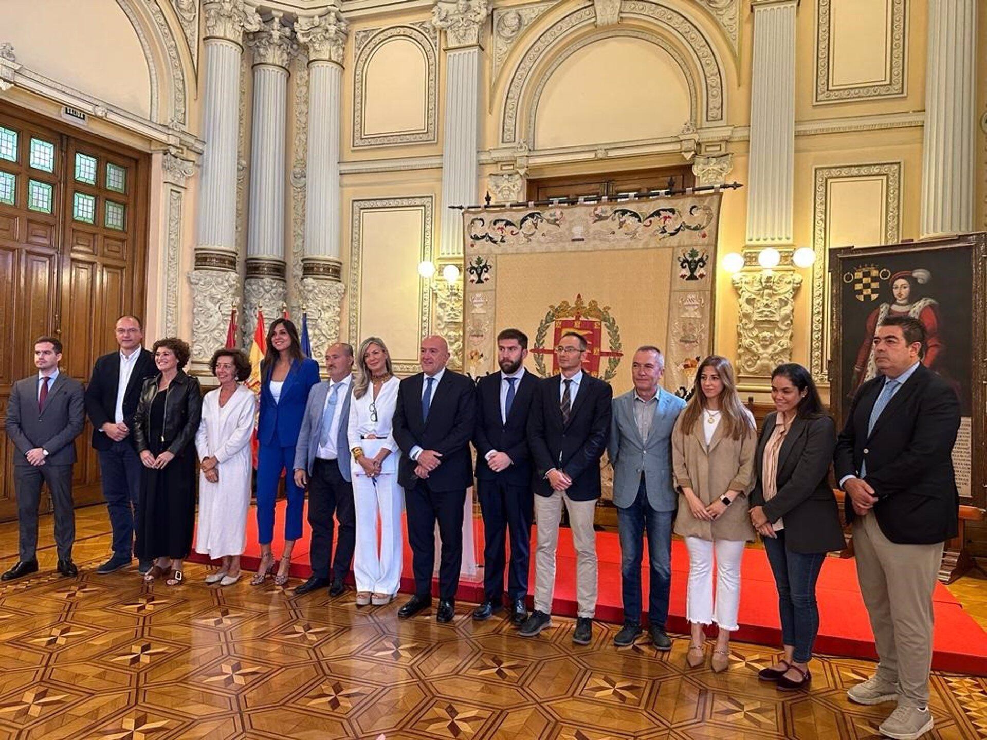 25/09/2023 Equipo de Gobierno municipal antes de la celebración de la rueda de prensa con motivo de los 100 primeros días de legislatura.
POLITICA 
