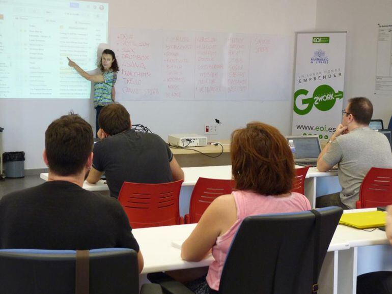 Acción para emprendedores de Coworking Linares.