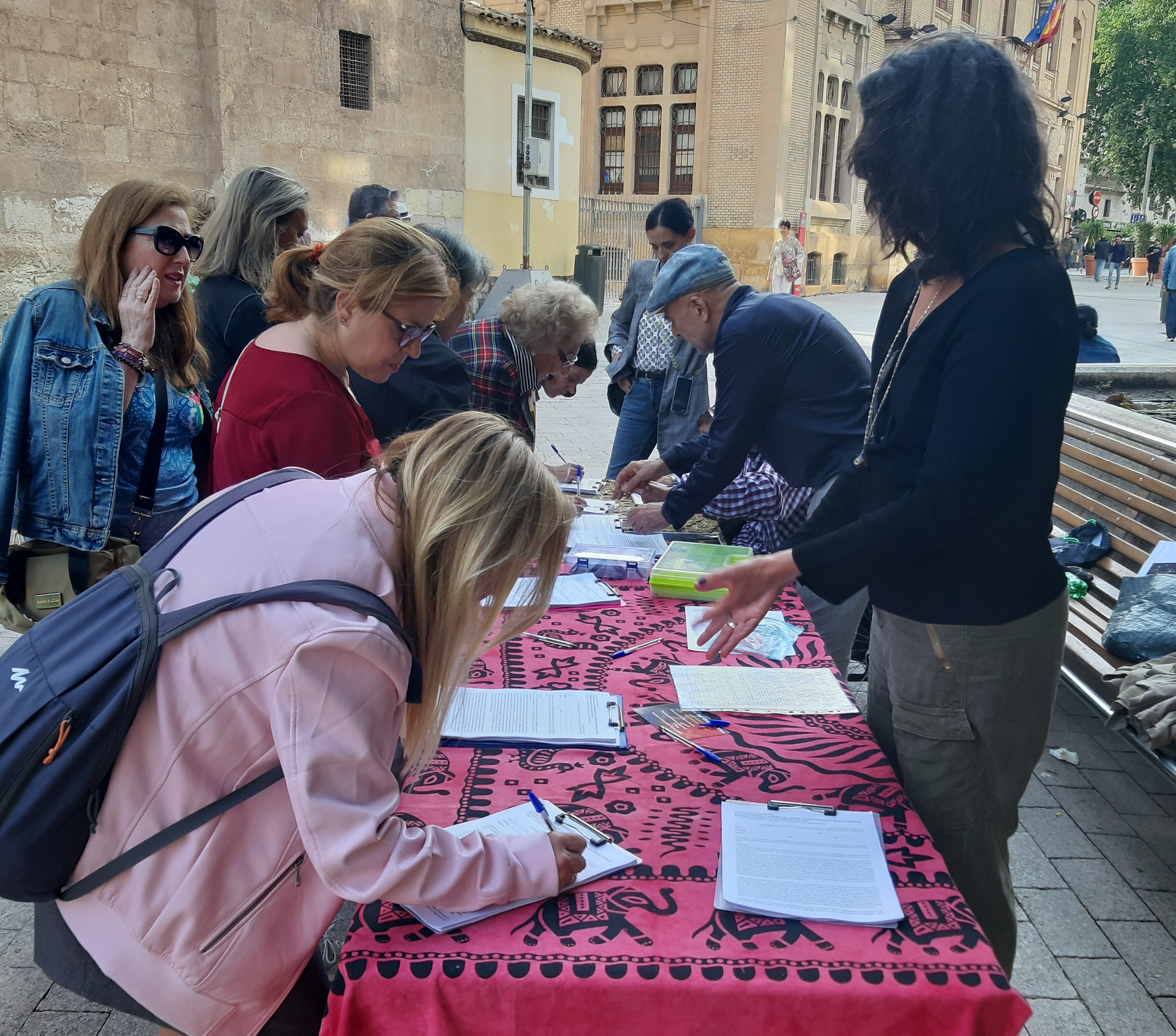 Recogida de firmas para salvar el cine Rex