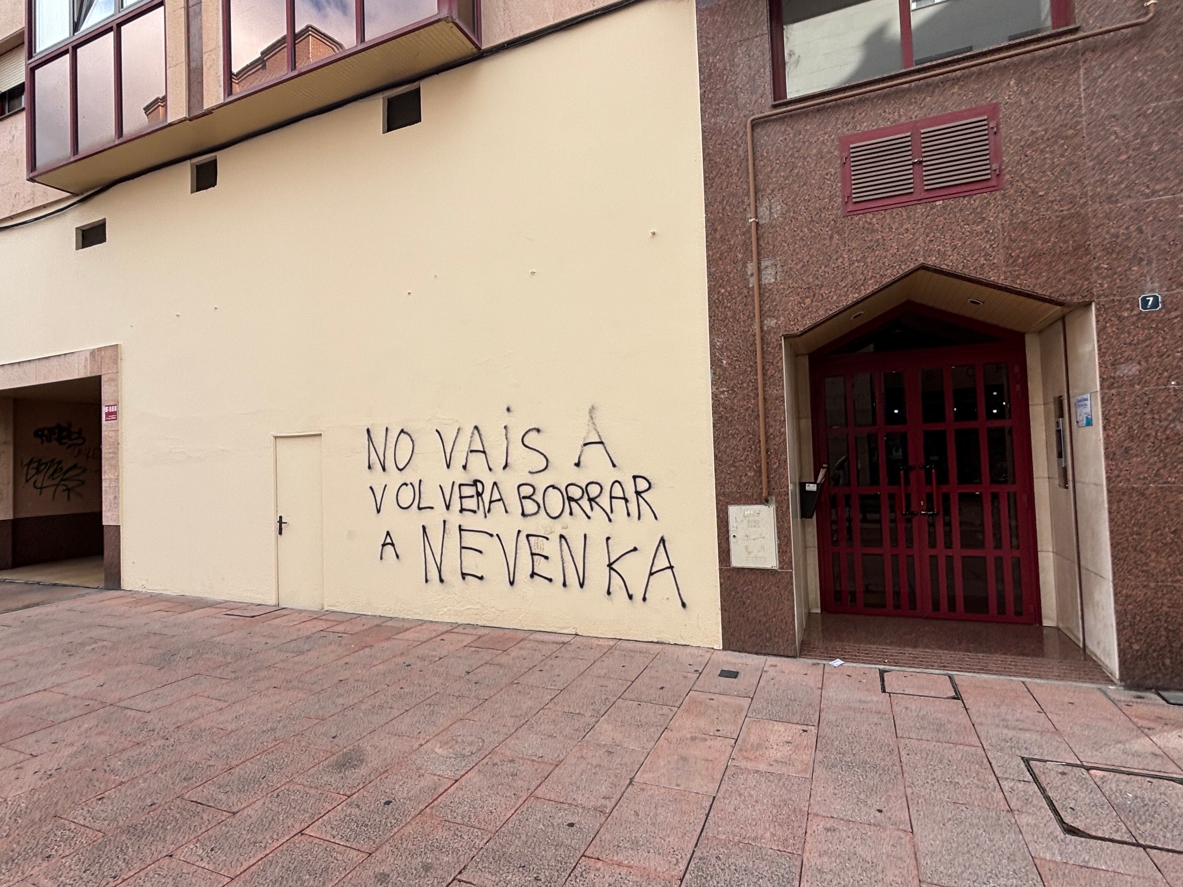 Pintada a favor de Nevenka Fernández