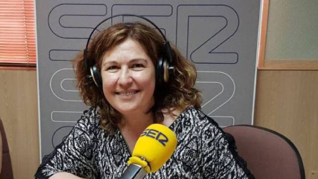 La exalcaldesa de Alcorcón, Natalia de Andrés en los estudios de SER Madrid Oeste (foto de archivo)