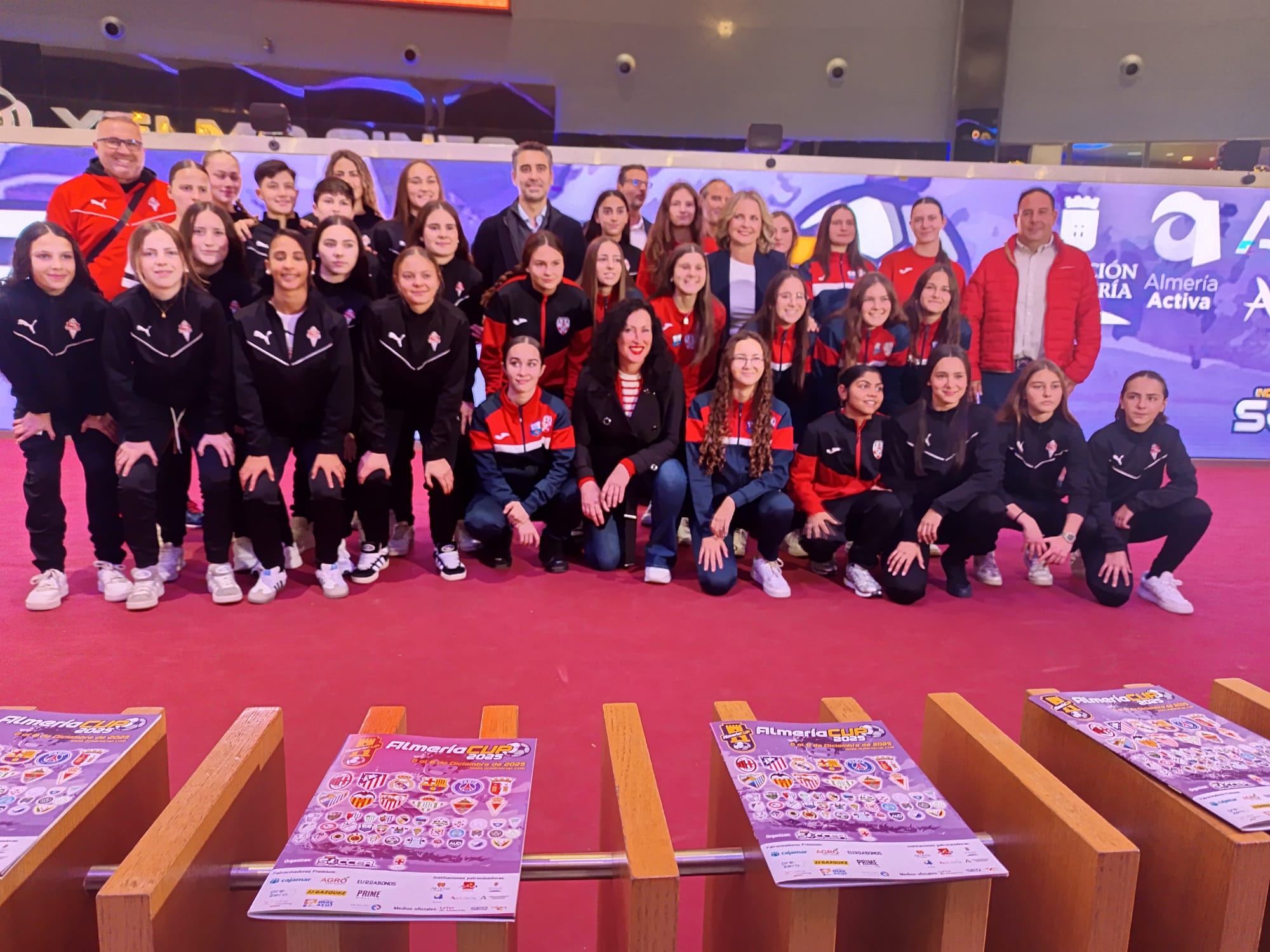 La presentación de la Almería Cup 2025 ha sido en el CC Torrecárdenas.