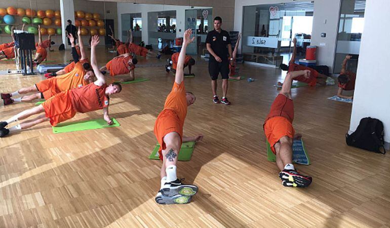 Los jugadores cumplen la primera semana de pretemporada a la espera de que lleguen los nuevos fichajes