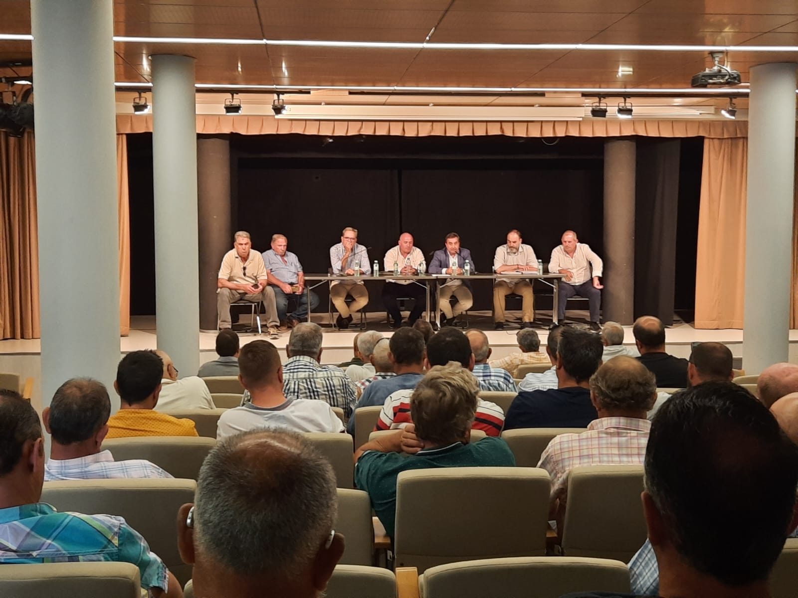 Asamblea constituyente de la Comunidad de Regantes Páramo de Cuéllar