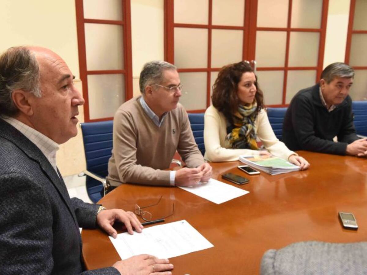 La corporación algecireña se vuelca con la labor de Cruz Blanca