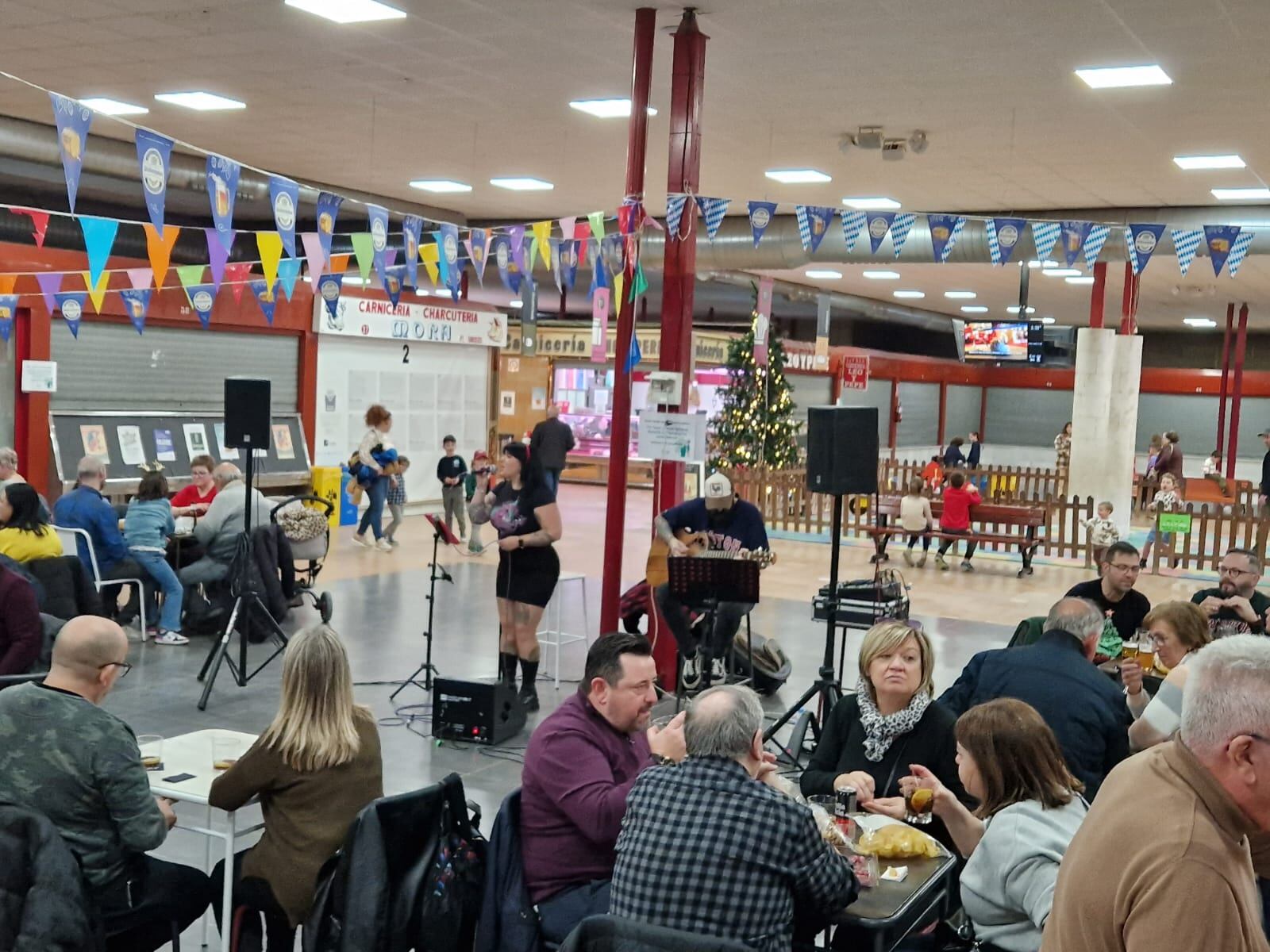 Actos de navidad en el mercado municipal