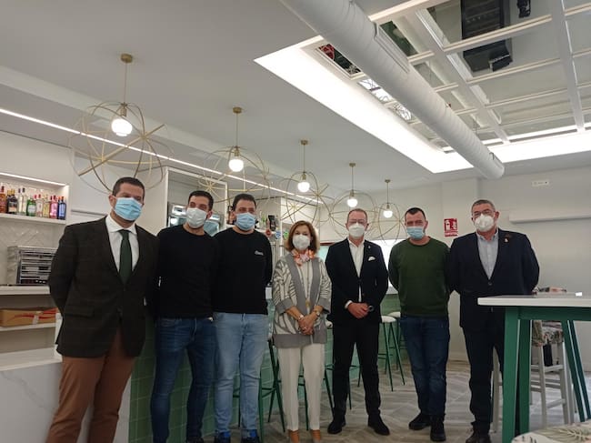 El Paso Blanco inaugura su nuevo restaurante Tr3s en la casa del paso