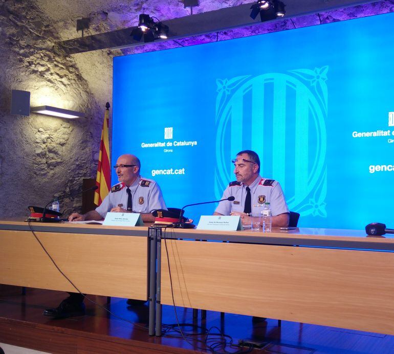 Josep Milan i Josep Monteys durant la roda de premsa per explicar els detalls de la investigació